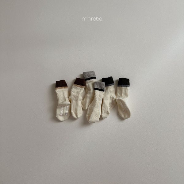 Minirobe 牛奶糖襪組