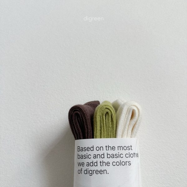 Digreen 素色坑條中筒襪 白綠咖組